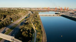 A 2km pathway at Port Botany opposite the freight terminal and Sydney Airport utilizes solar street lights.